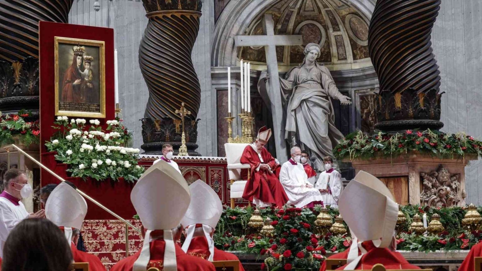 Il Papa: solo una Chiesa libera è una Chiesa credibile