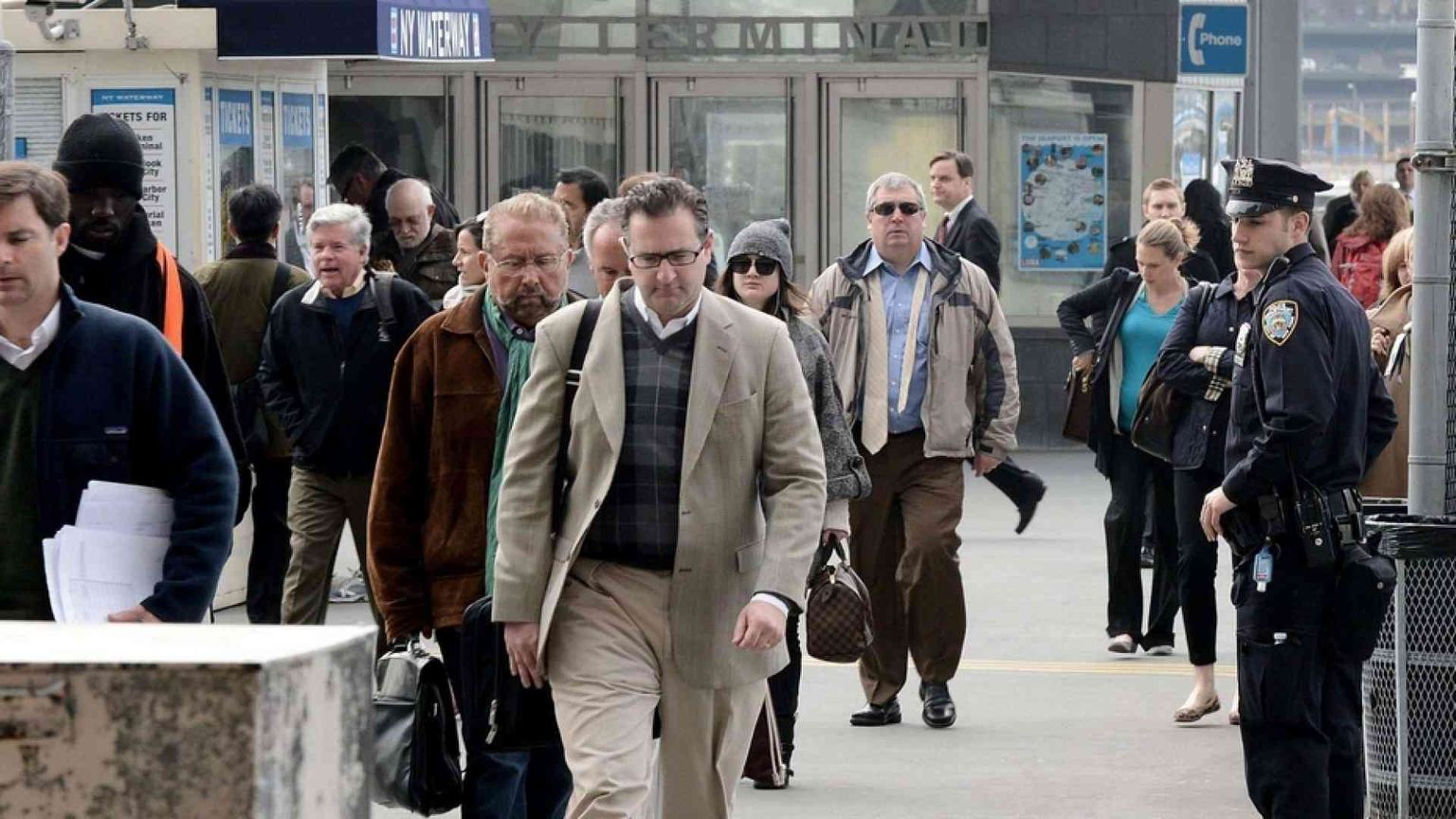 Gli italiani che non possono tornare in America