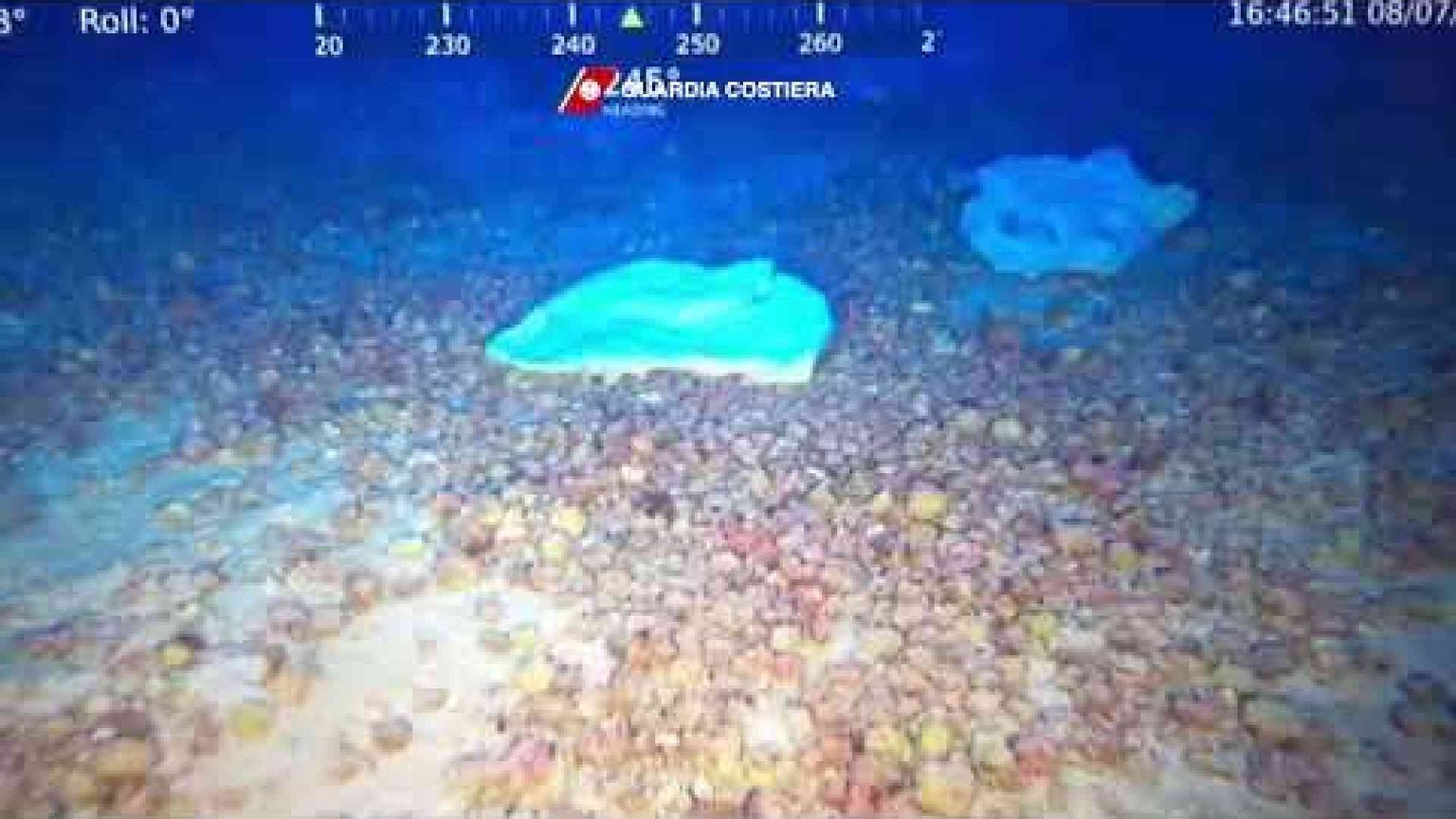 Individuato il relitto del barchino naufragato a Lampedusa: 9 i cadaveri