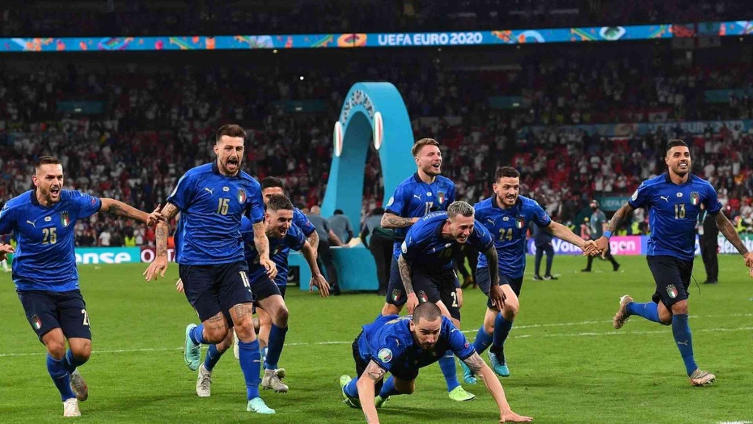 Azzurri campioni d'Europa, la vera Regina è l'Italia