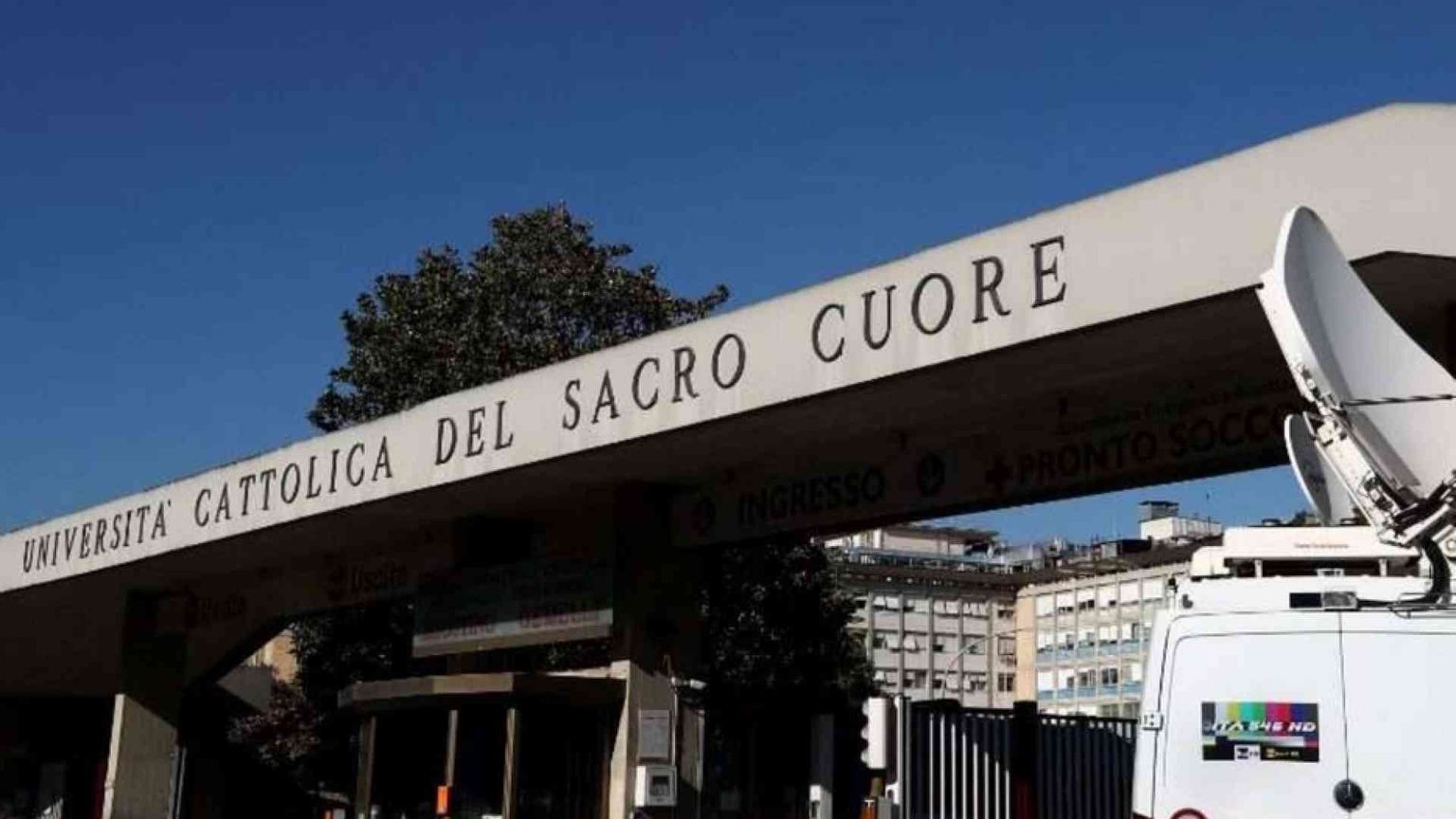 Papa Francesco: il Gemelli, “casa” che cura il corpo e il cuore