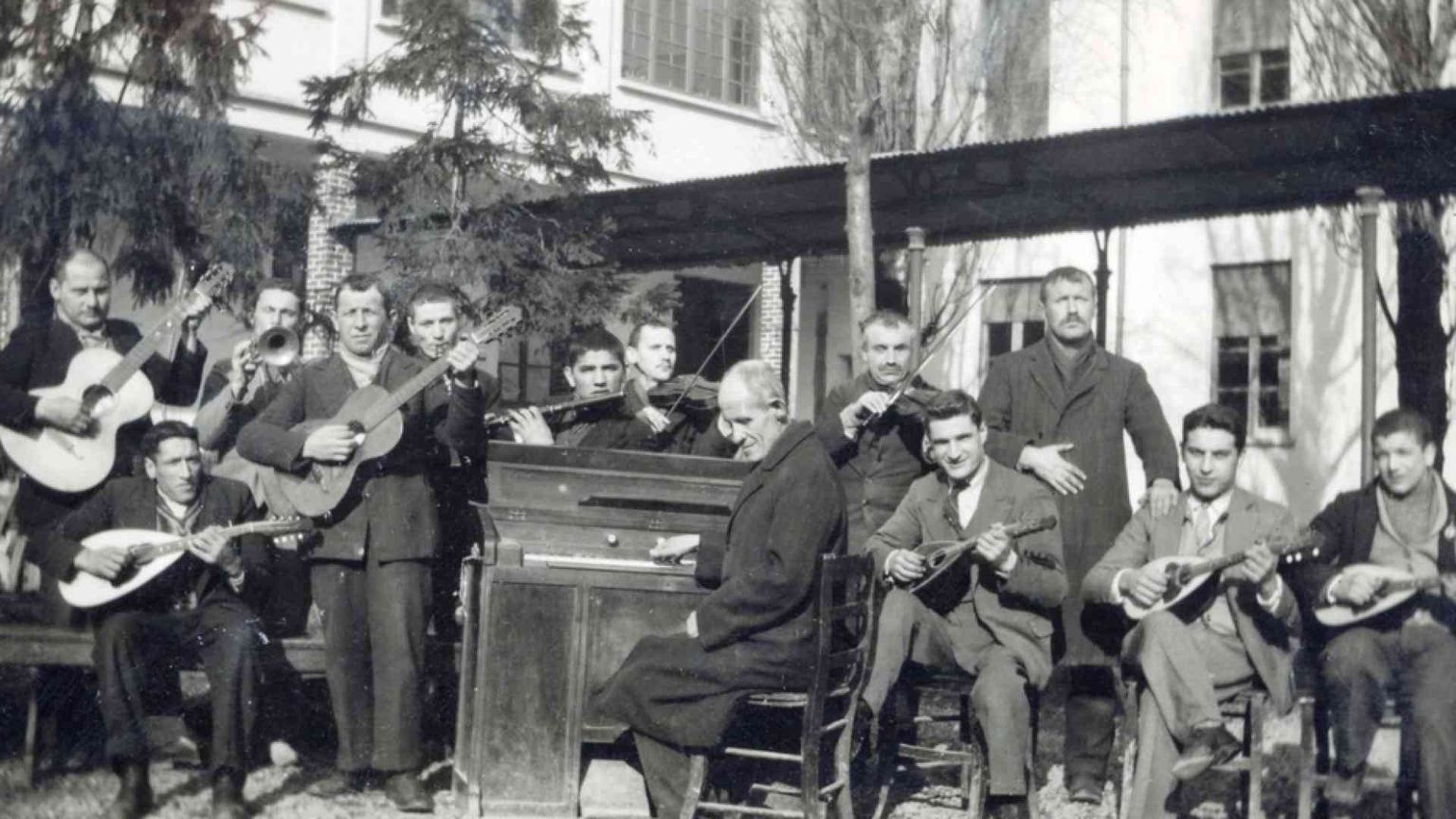 Sacra Famiglia, 125 anni di un popolo nato dal genio di don Pogliani
