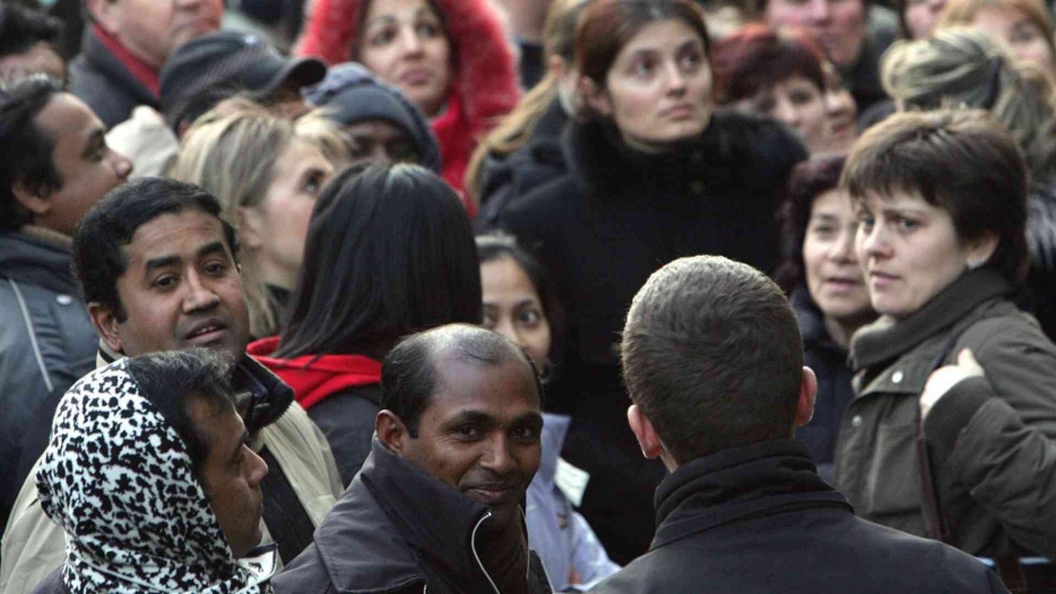 Profughi, 100 mila nel limbo: oltre tre anni di attesa per la protezione
