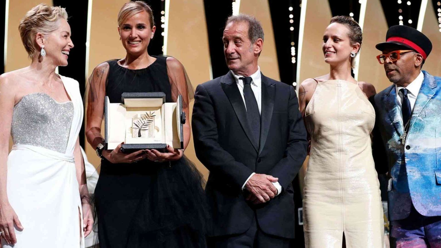 La tematica Lgbt nel cinema e l'eccesso di sessualizzazione