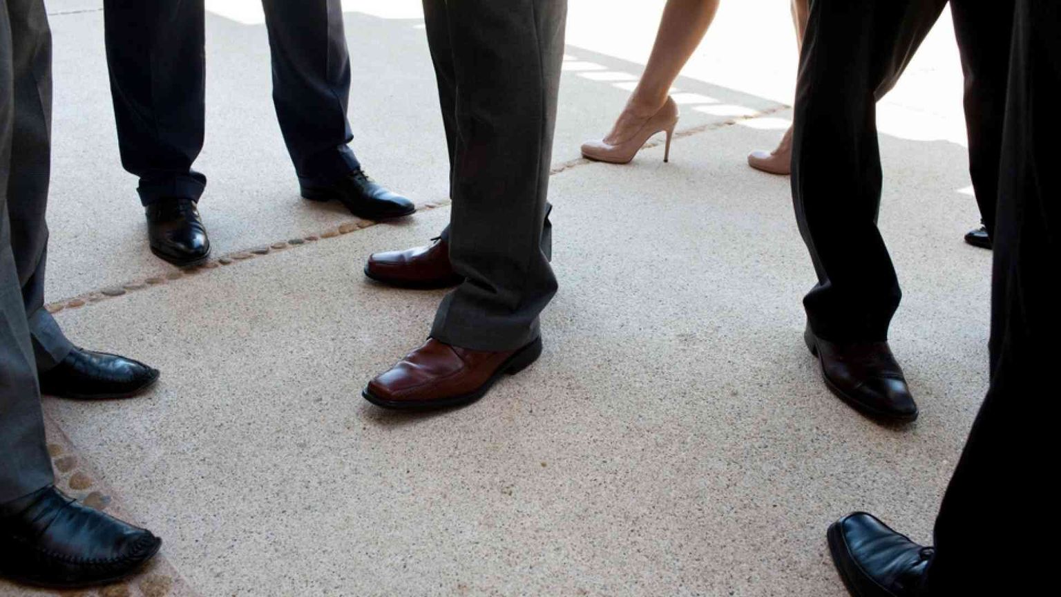 Incentivi per tornare in ufficio: la sfida delle imprese inglesi