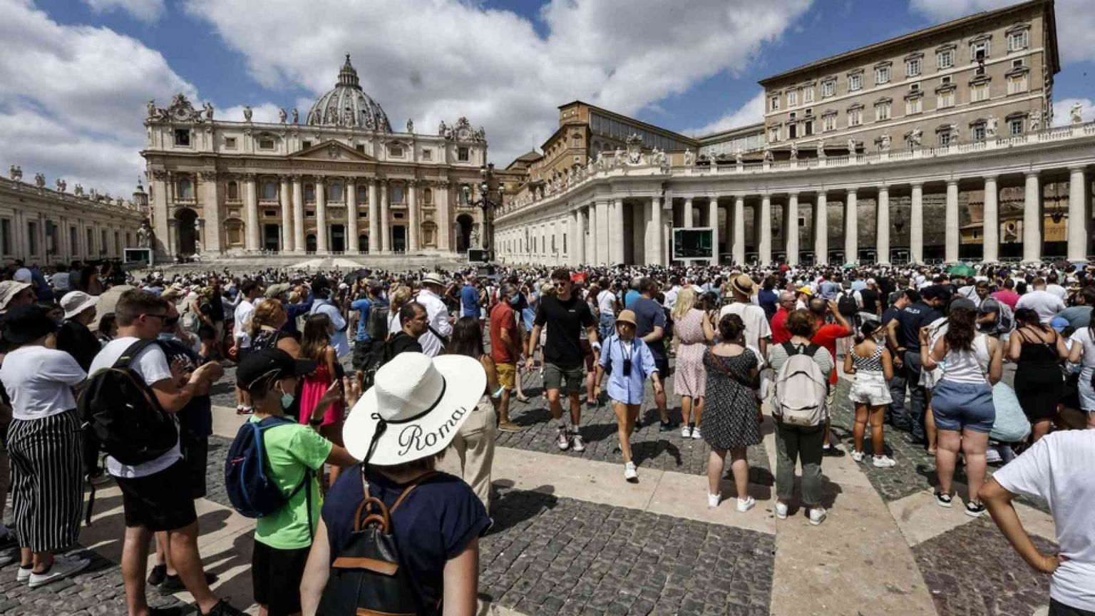 Gesù, pane del cielo, che ogni giorno ama sulla terra