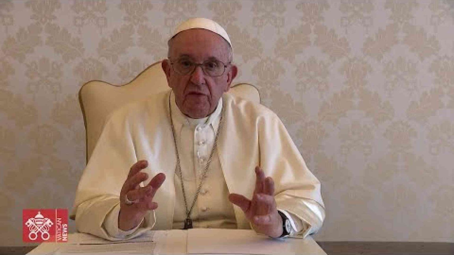 Il Papa: vaccinarsi è un atto d'amore, collaboriamo