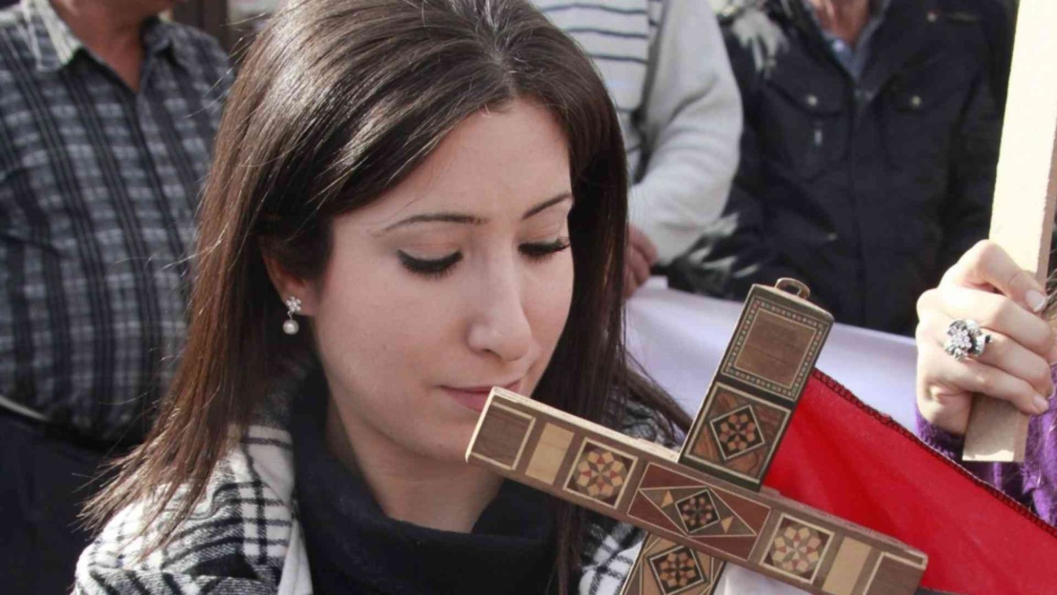 «La Siria ormai è rimasta senza cristiani», partono per Ue e Canada