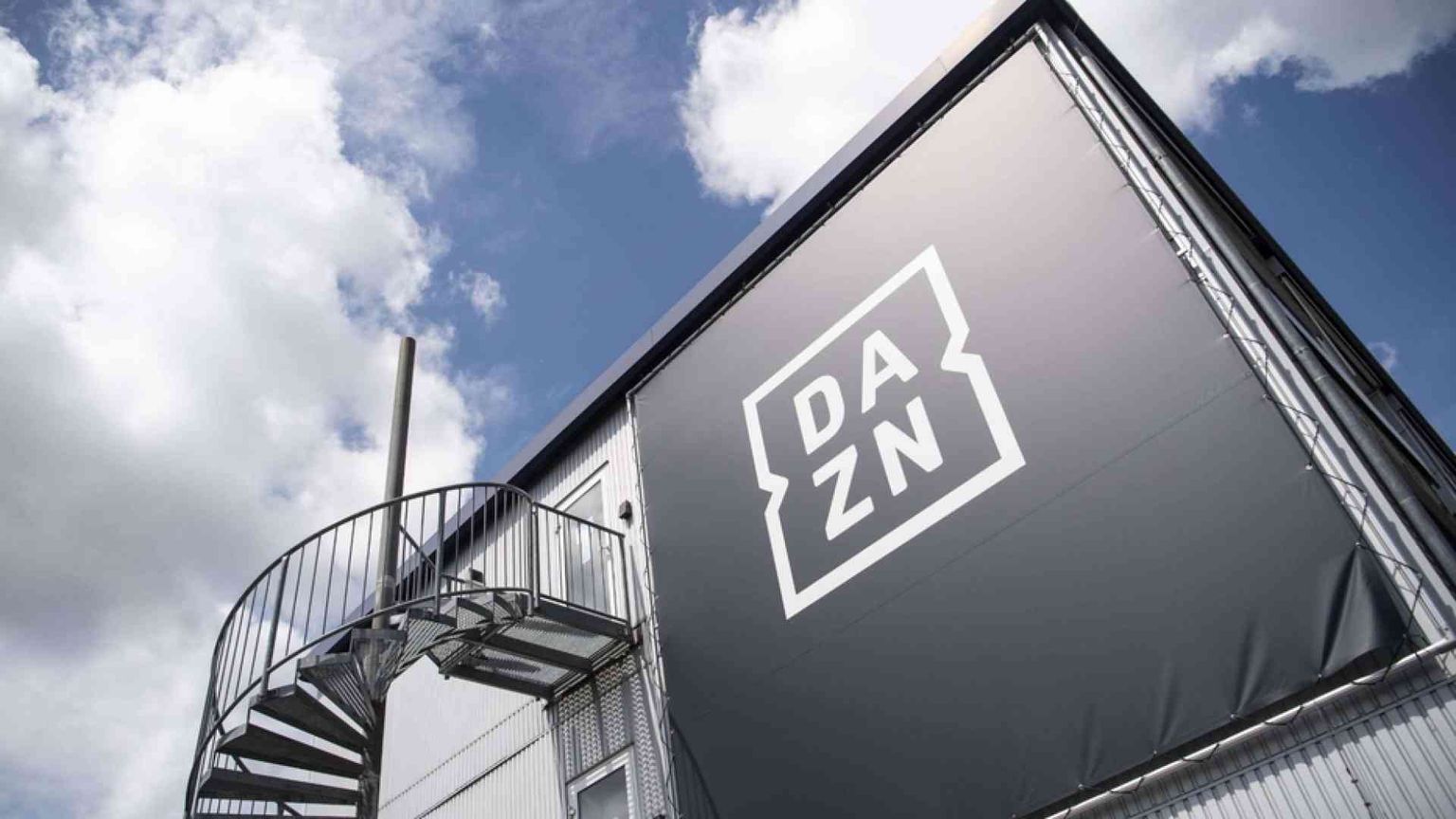 Dazn, tifosi finiti nella Rete. Meglio la radio