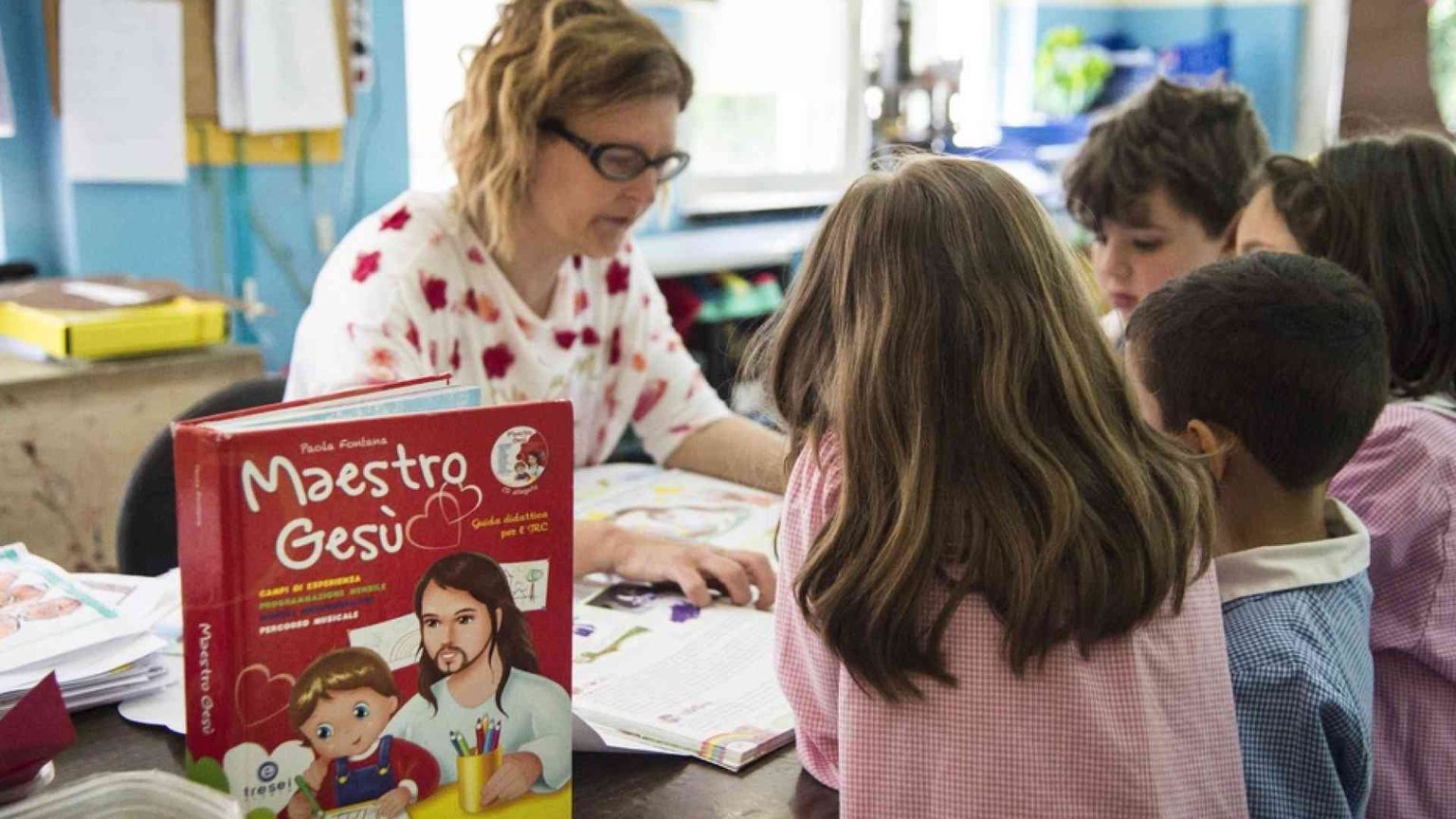 Insegnamento religione cattolica, incontro tra la Cei e i sindacati della scuola