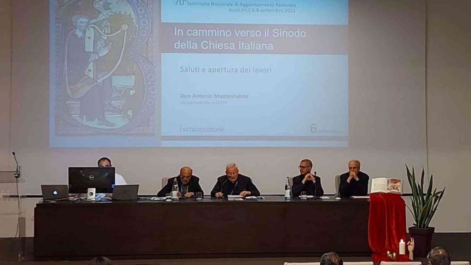 Cammino sinodale in Italia. Bassetti: è l'ora della rinascita