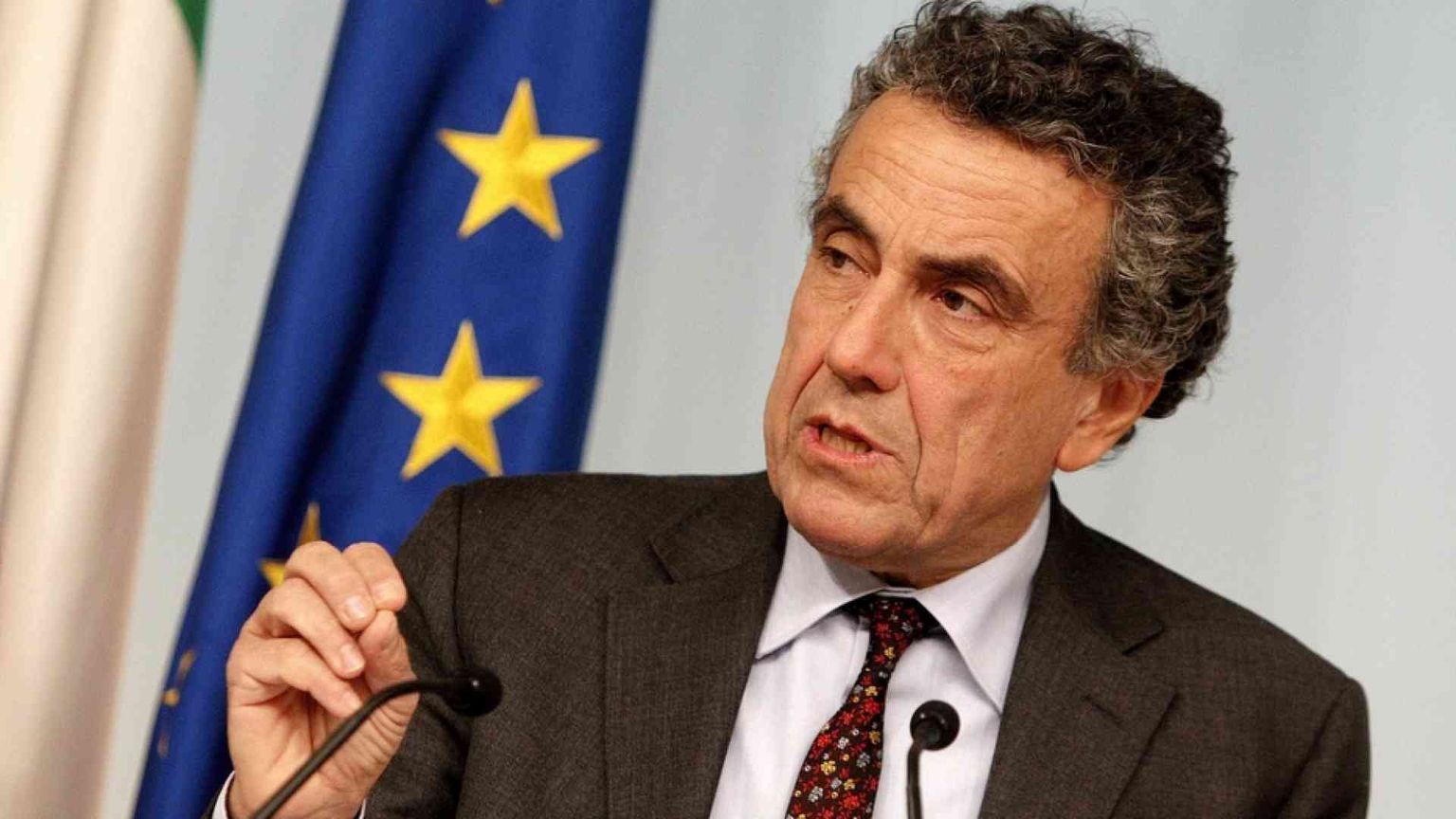 Fabrizio Barca: «Perché serve un'eredità universale per i giovani»