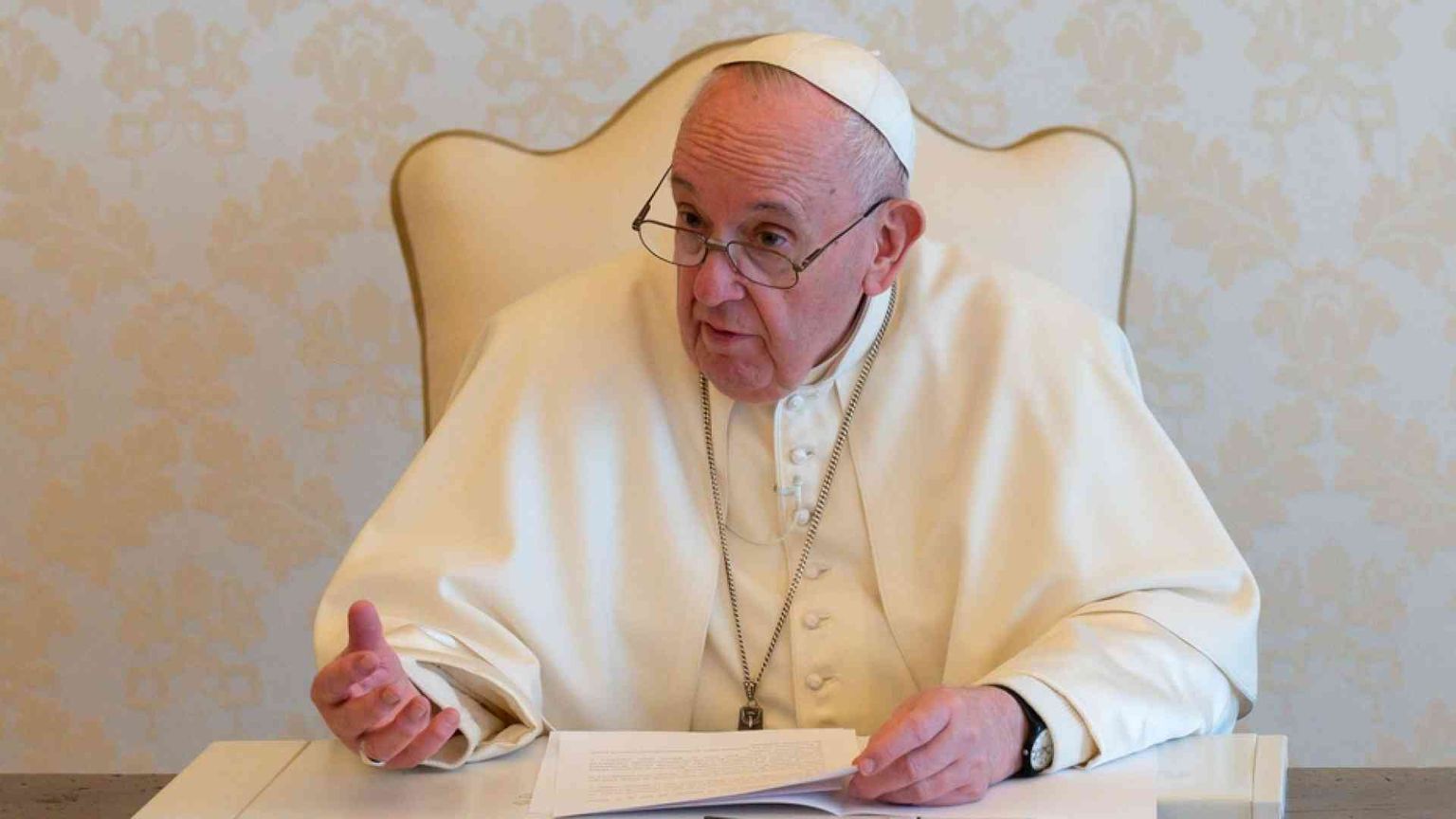 Il Papa: basta guerre e odio, promuovere accesso ai diritti umani