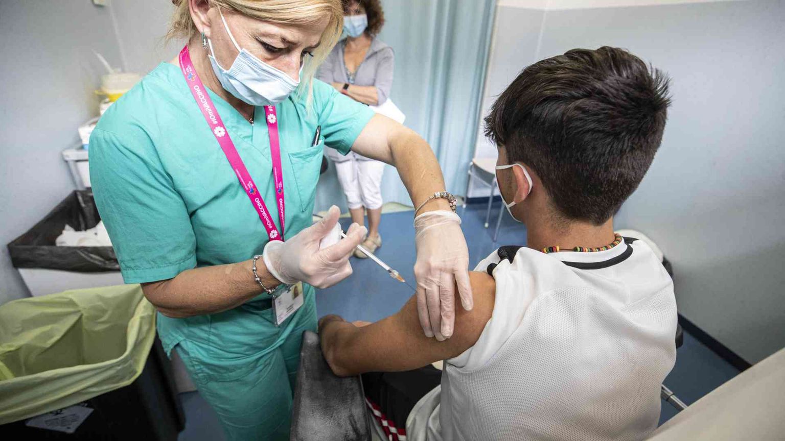 Adolescenti e vaccini: ecco le cose da sapere