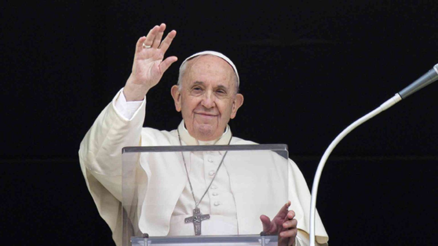 Il Papa sui migranti: “Poniamoci accanto a chi è più vulnerabile”