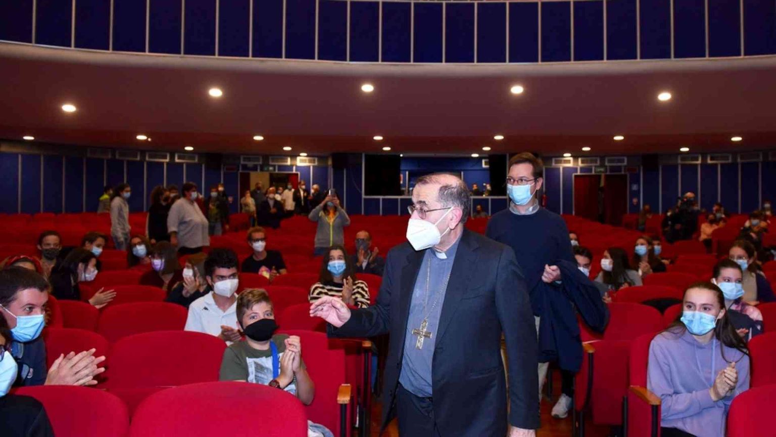 Delpini ai ragazzi: vita da follower? Meglio «Fellowers». In viaggio con Gesù