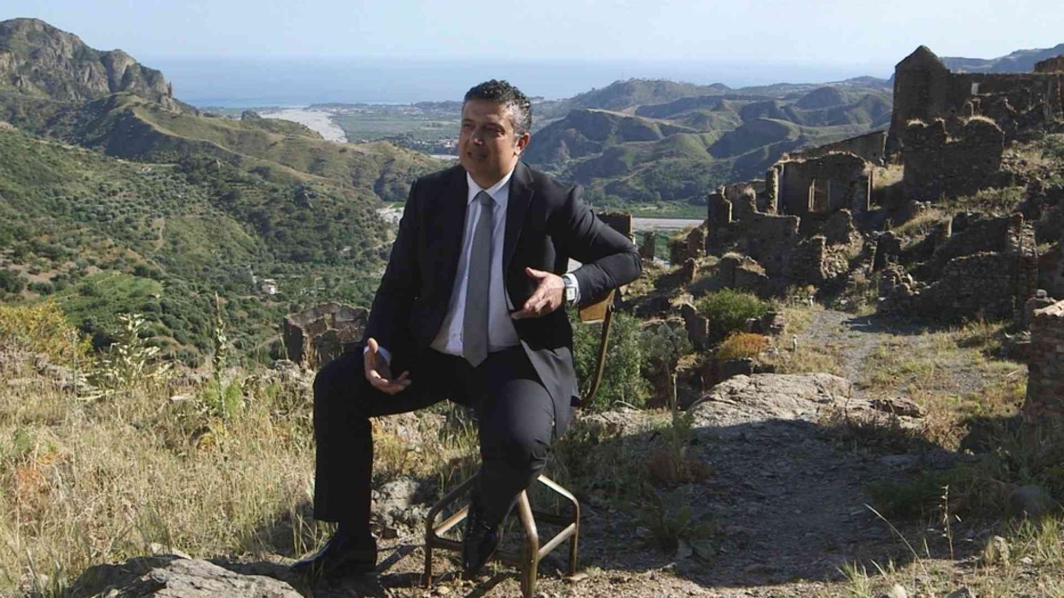 Uccidere il sindaco coraggio. Il piano sventato delle 'ndrine