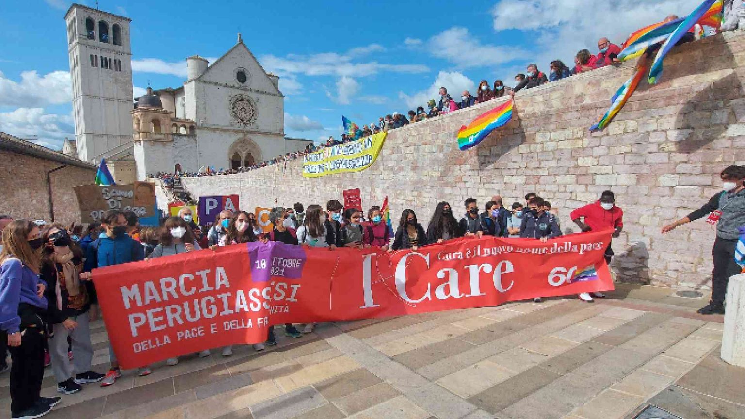 Il Papa: «La cura è il contrario dell'indifferenza»