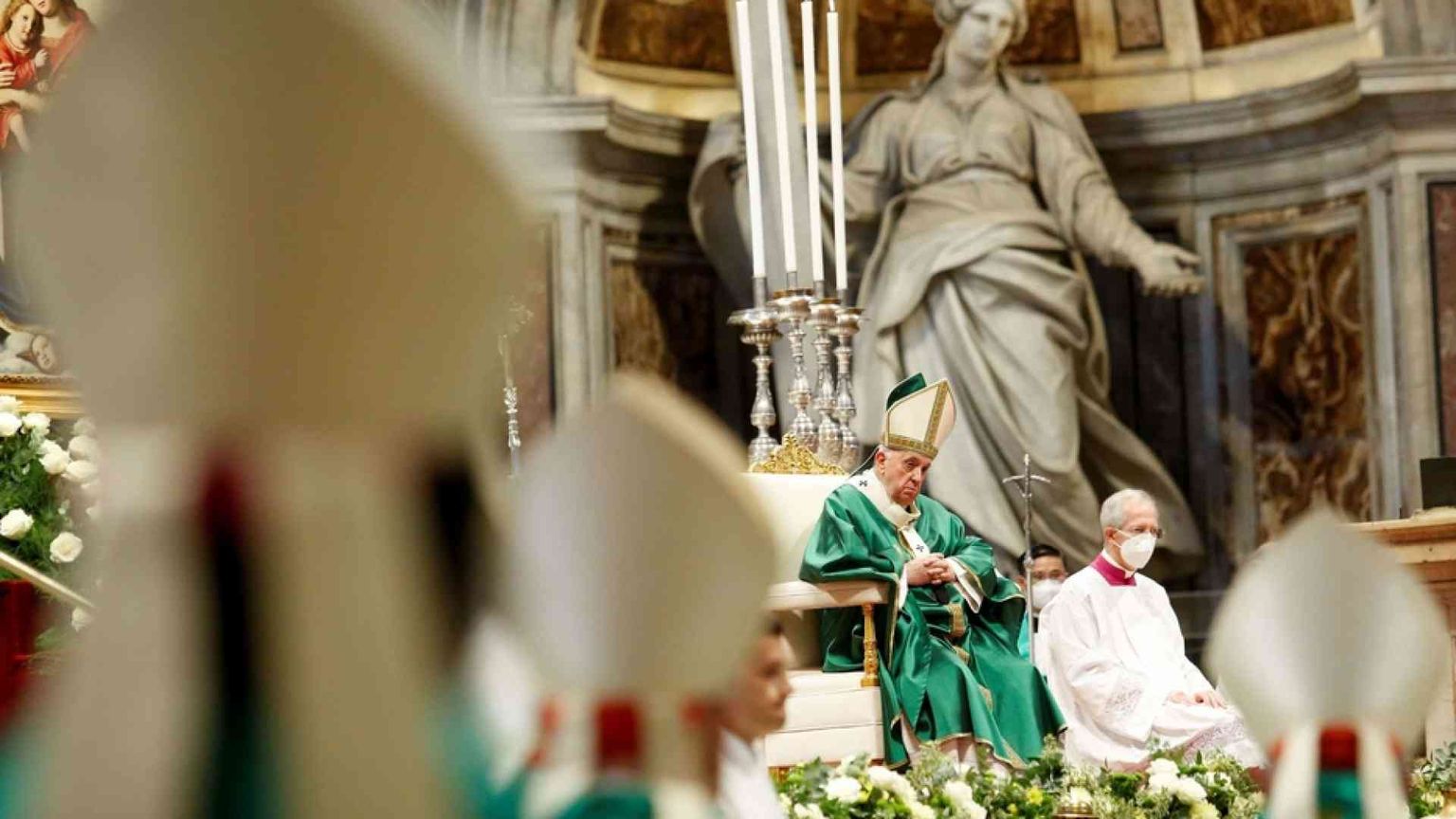 Il Papa apre il Sinodo: ascoltarsi, non blindarsi in proprie certezze