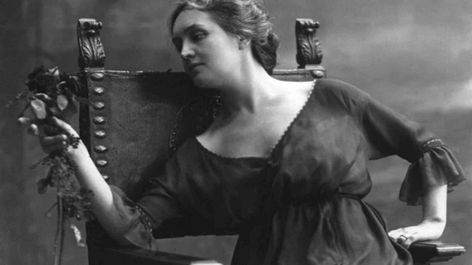 Non solo femminismo: riscoprire la complessità di Sibilla Aleramo