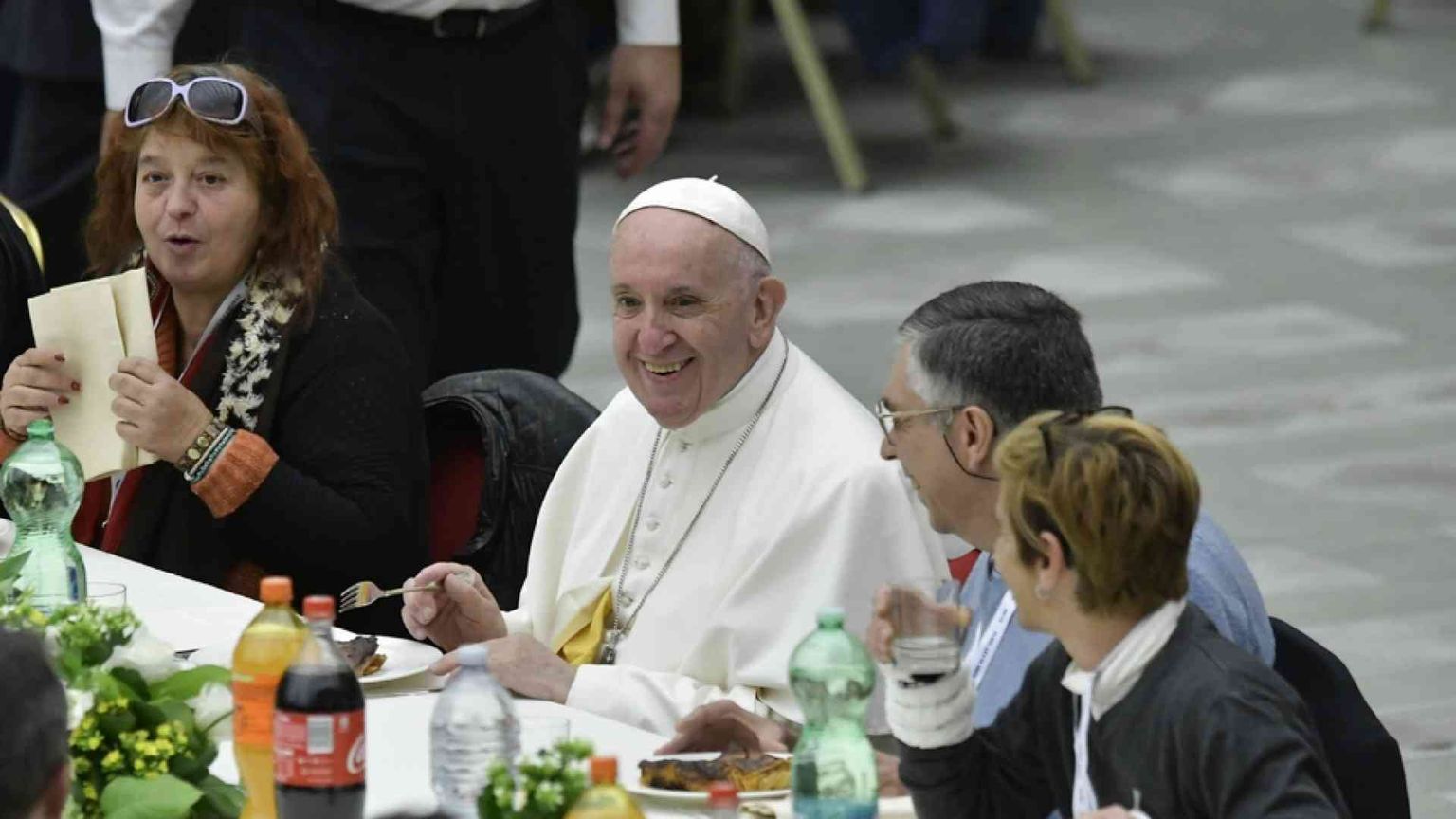 Il Papa: il cibo non è una merce come tante, più solidarietà meno mercato