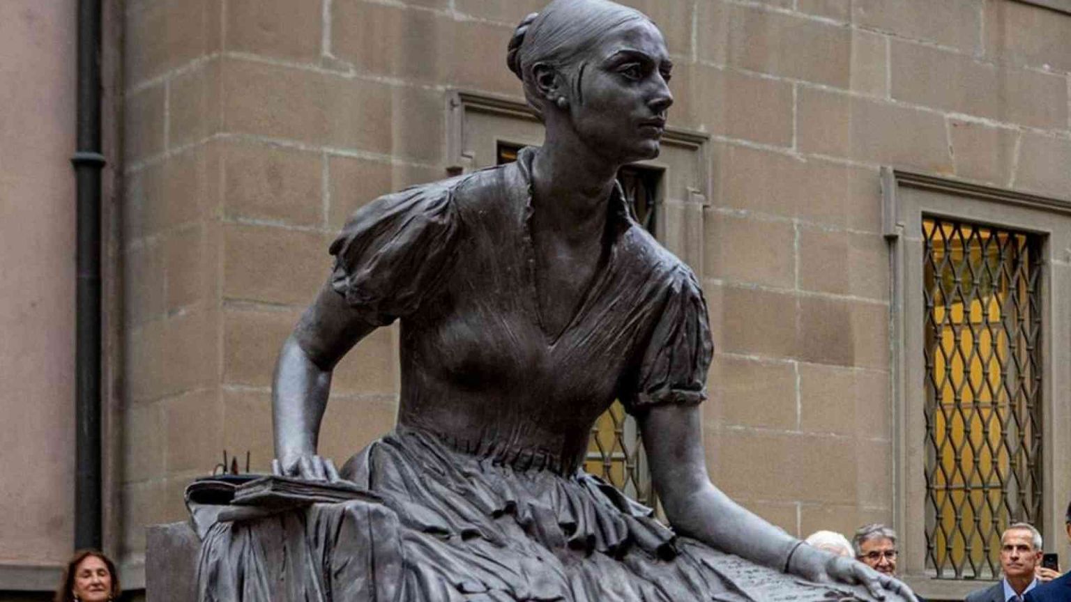 Quante sono le statue di donne in Italia? Ecco quante (troppo poche)