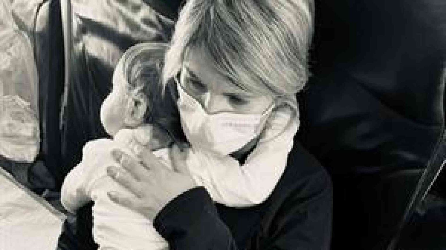 Con la bambina "parcheggiata" in Ucraina ecco le ombre sull'utero in affitto