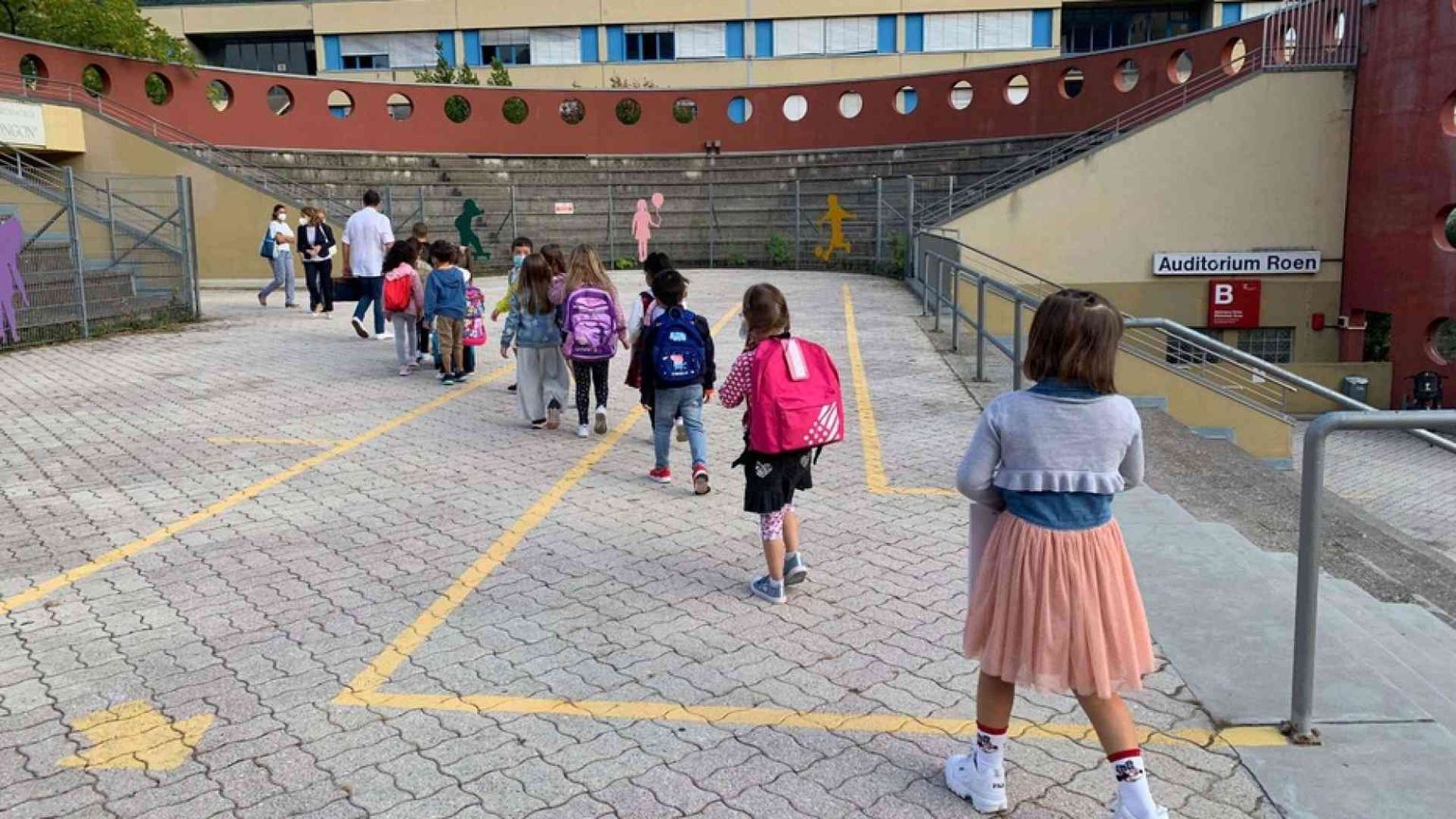 Abusi, il cardinale Bassetti: motivo di sofferenza per tutti