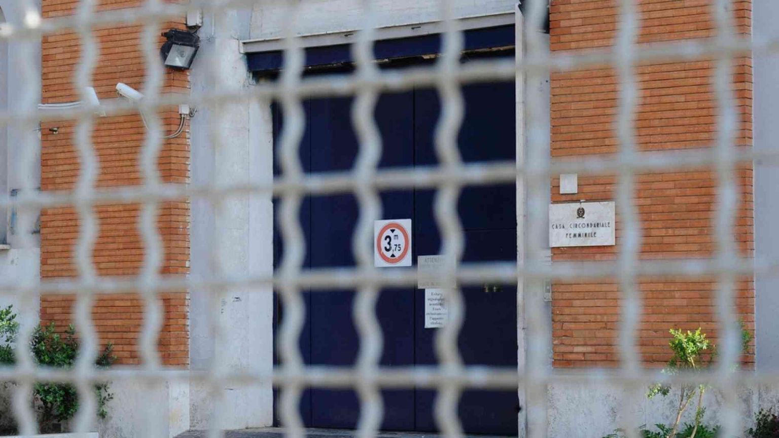 Morto il cappellano don Guernieri, così convinse dei detenuti a confessarsi