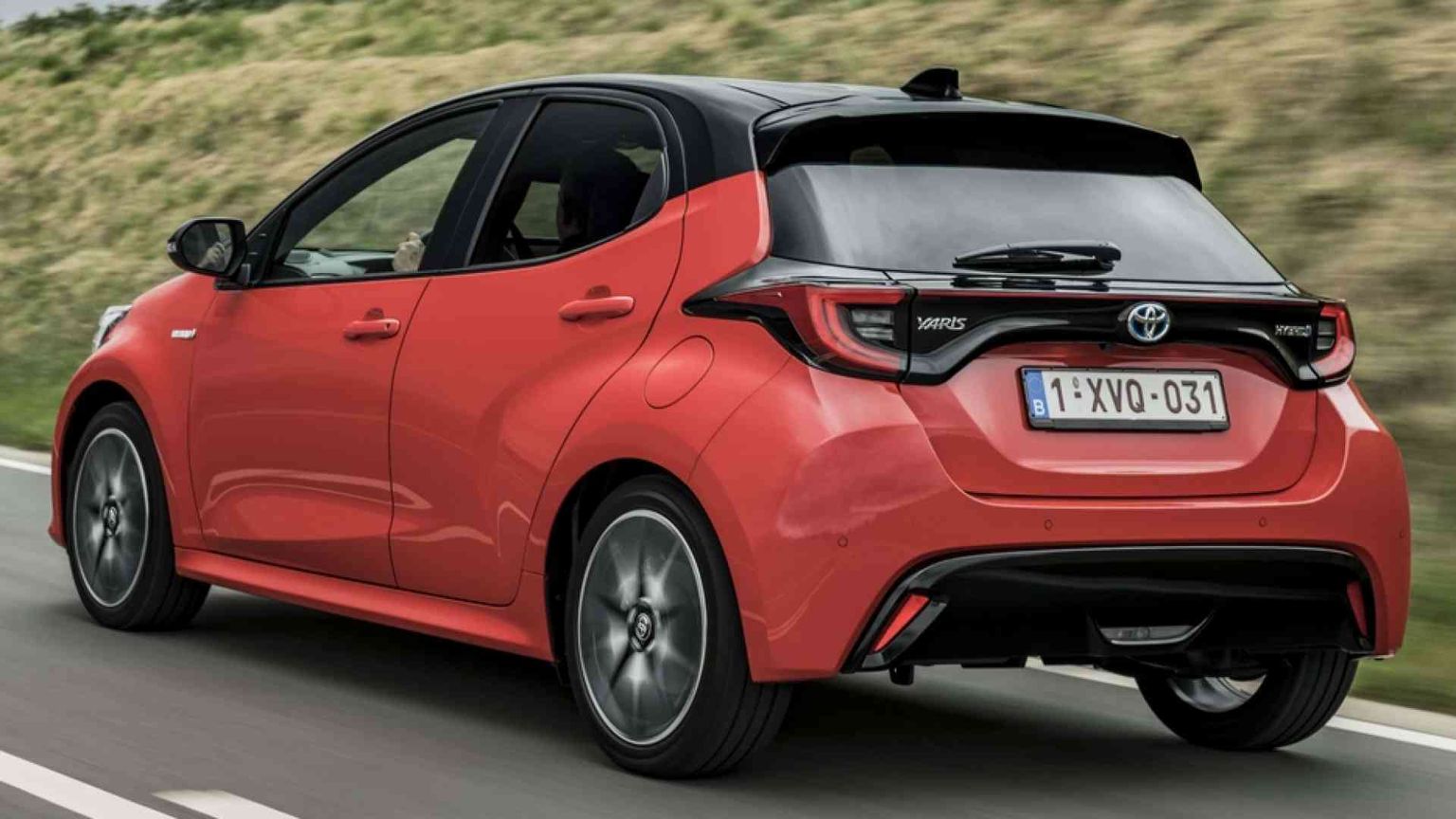 Auto ibride senza la spina: ecco le 10 più economiche sul mercato