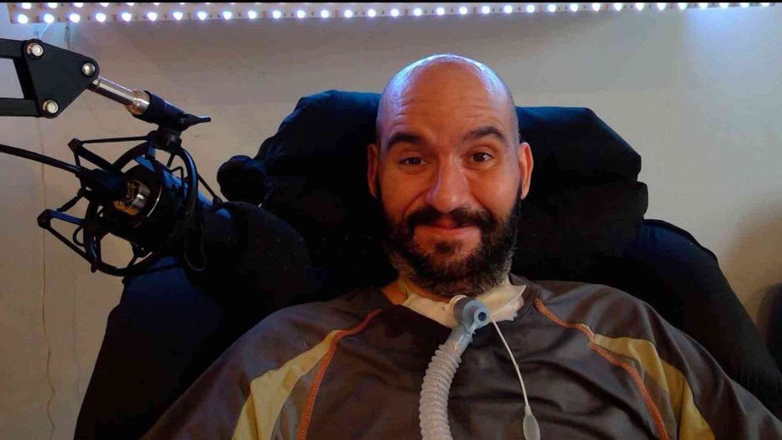 «Malato di Sla, lo Stato mi ha proposto l’eutanasia»