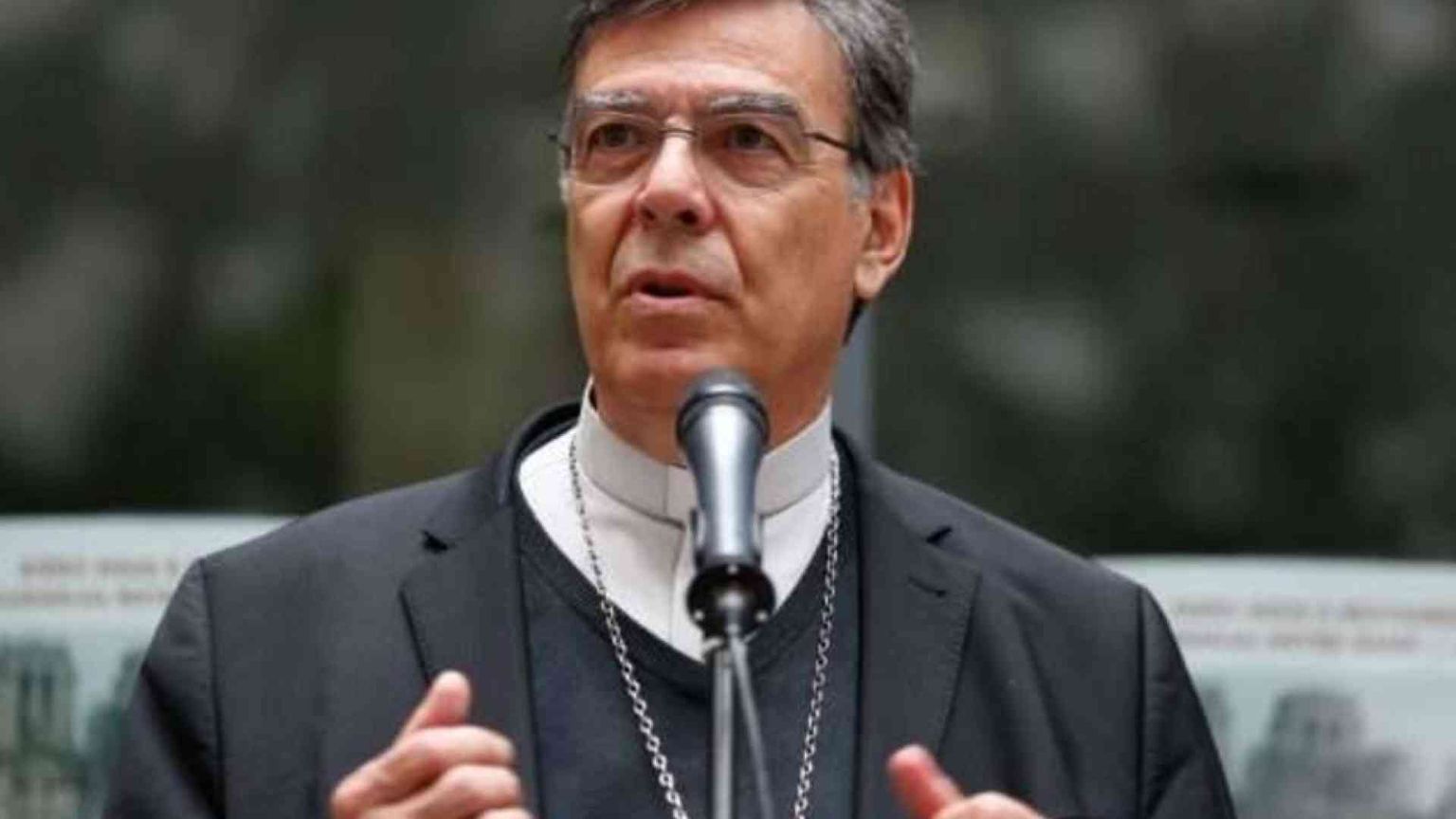 Parigi, papa Francesco accetta la rinuncia di Aupetit