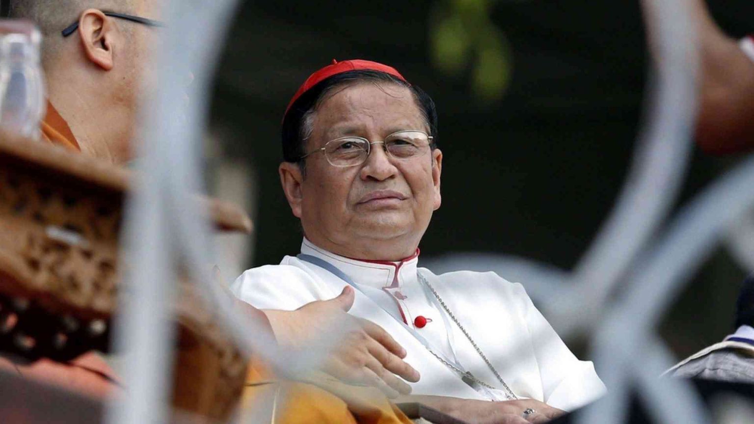 Il cardinale Bo: «Qui è terribile. Ormai si massacrano a vicenda»