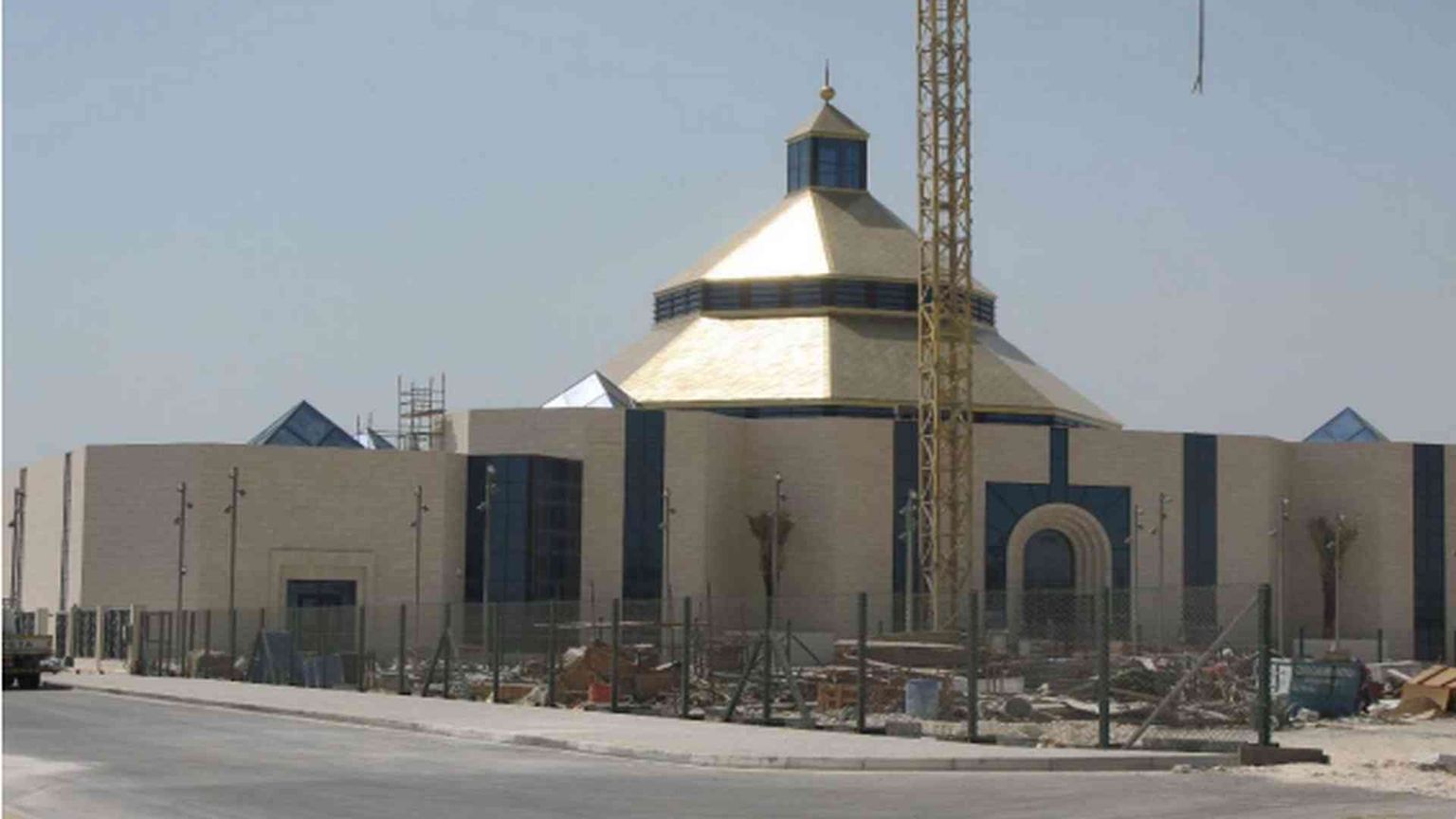 La consacrazione della più grande chiesa cattolica della penisola arabica
