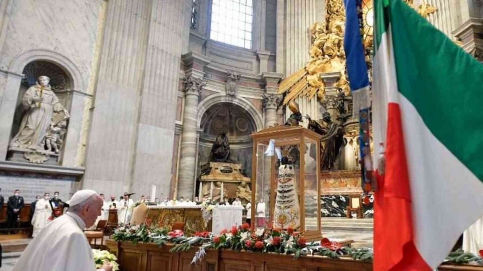 Il Papa: volare alto per essere operatori di pace