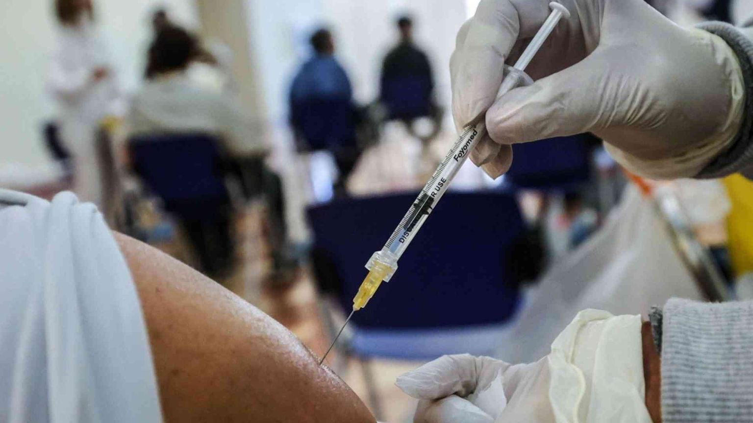 Quarta ondata, la settimana decisiva. Ecco il piano per invertire la rotta