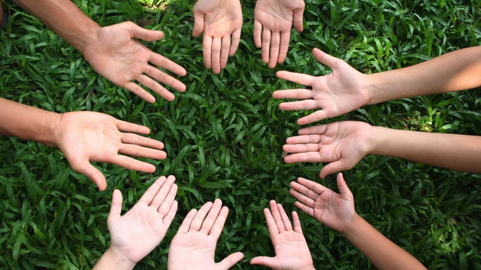 Per affrontare la crisi climatica serve una critica al consumismo