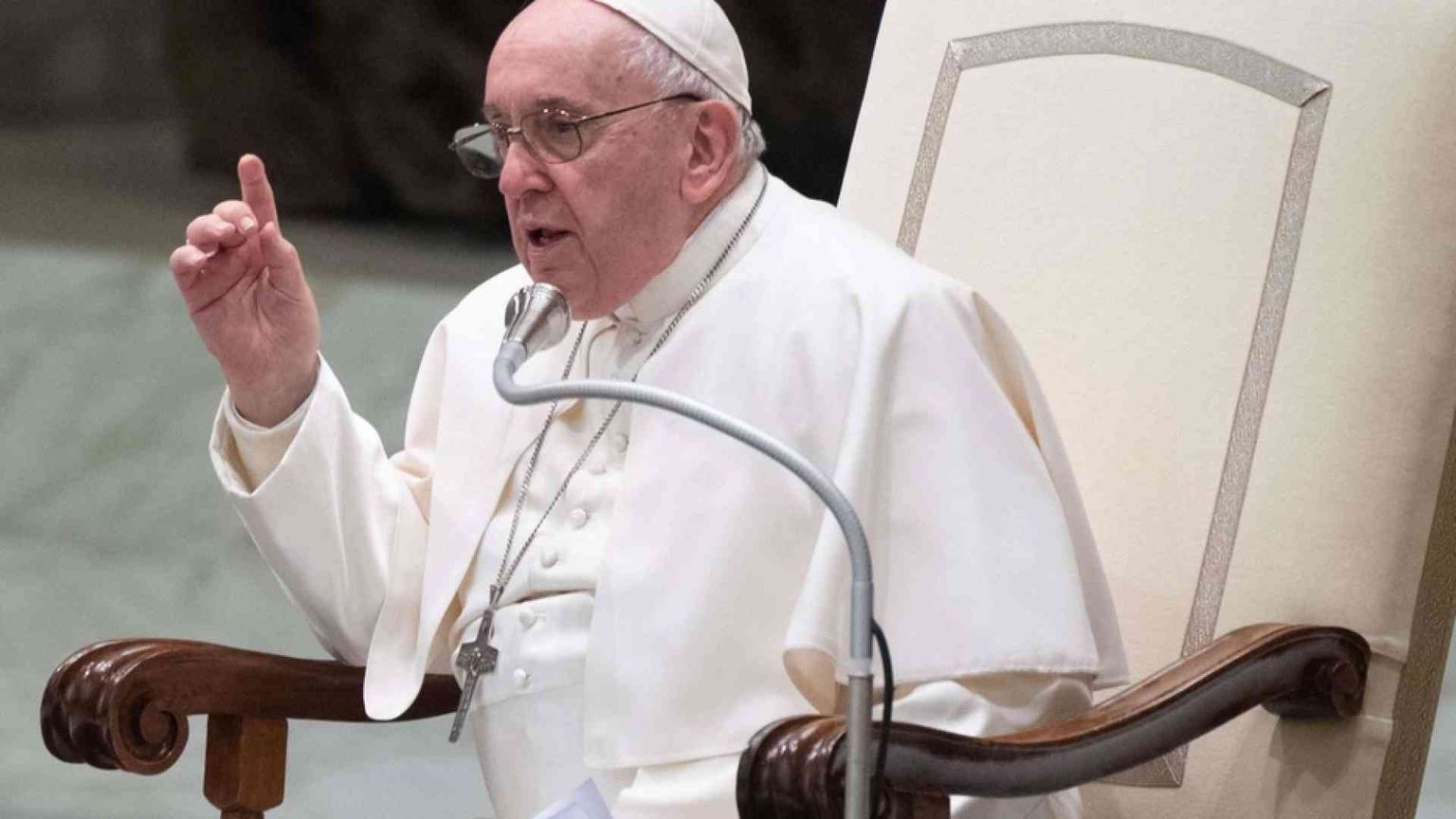 Il Papa: «San Giuseppe, uomo del silenzio». L'invito a pregare per Haiti