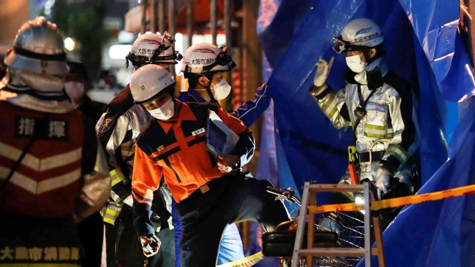 In fiamme centro medico a Osaka: 19 le vittime forse di un piromane