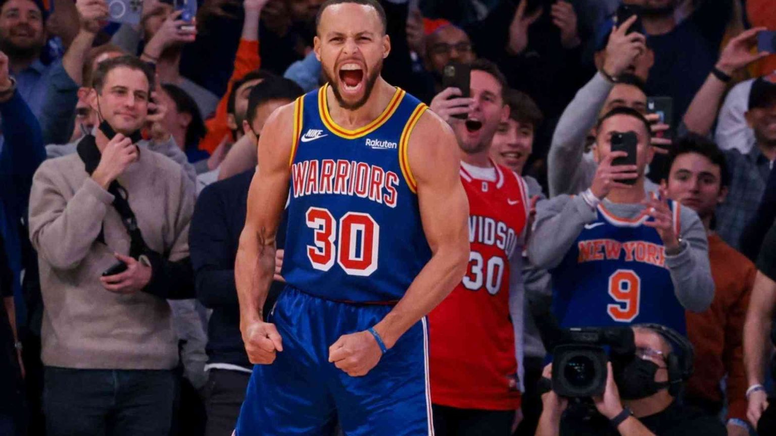 Curry, fede e fantasia: il re del tiro da tre