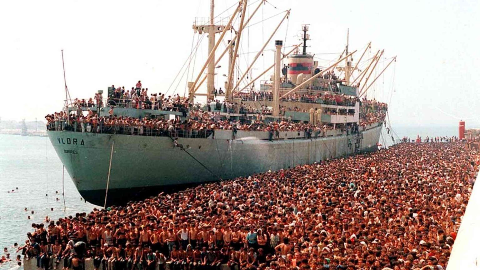 Storia della Vlora, la nave della grande migrazione albanese