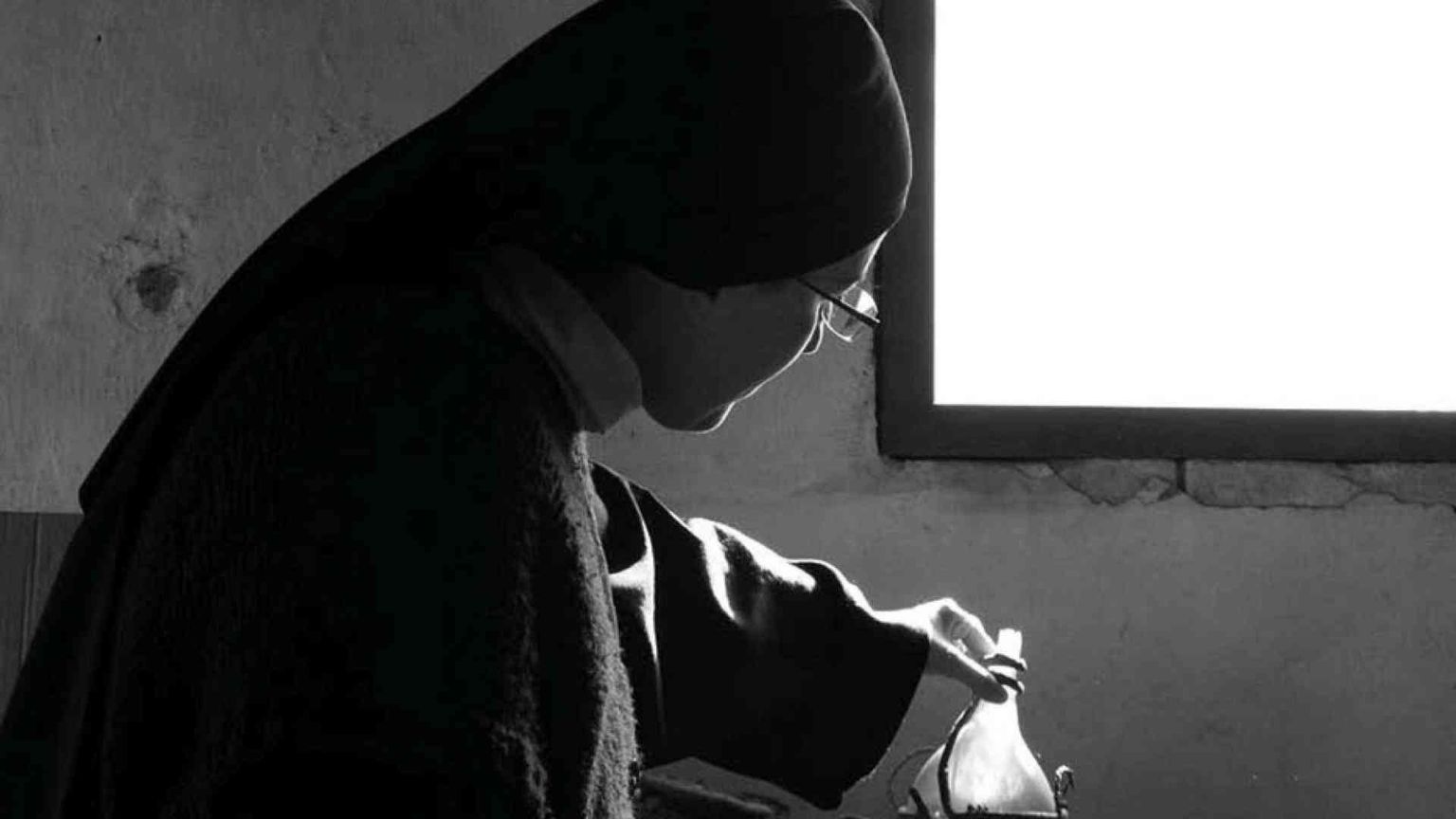 Un anno di clausura racchiuso in un calendario. Nel segno della speranza