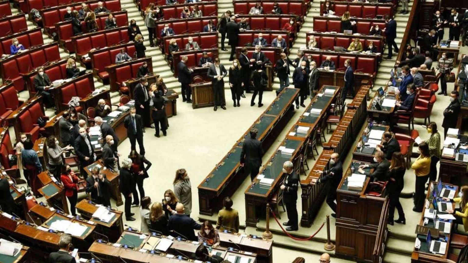 Via libera finale alla manovra da 32 miliardi. Ecco cosa prevede