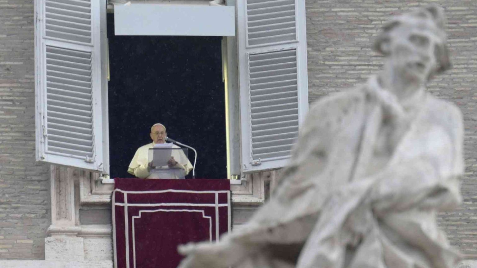 Il Papa: pregare nelle difficoltà “ci fa sentire figli amati da Dio"