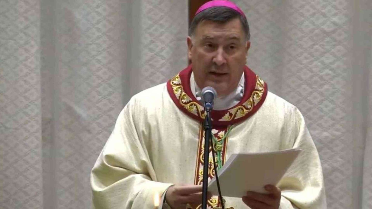 Catanzaro-Squillace abbraccia l'arcivescovo Maniago