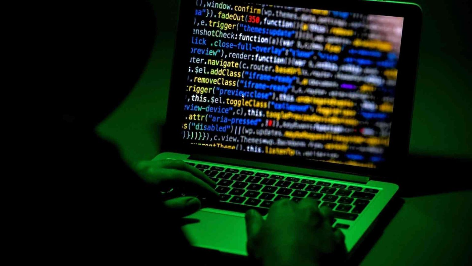 Pirati in rete e disinformazione. La guerra 'non lineare' di Mosca