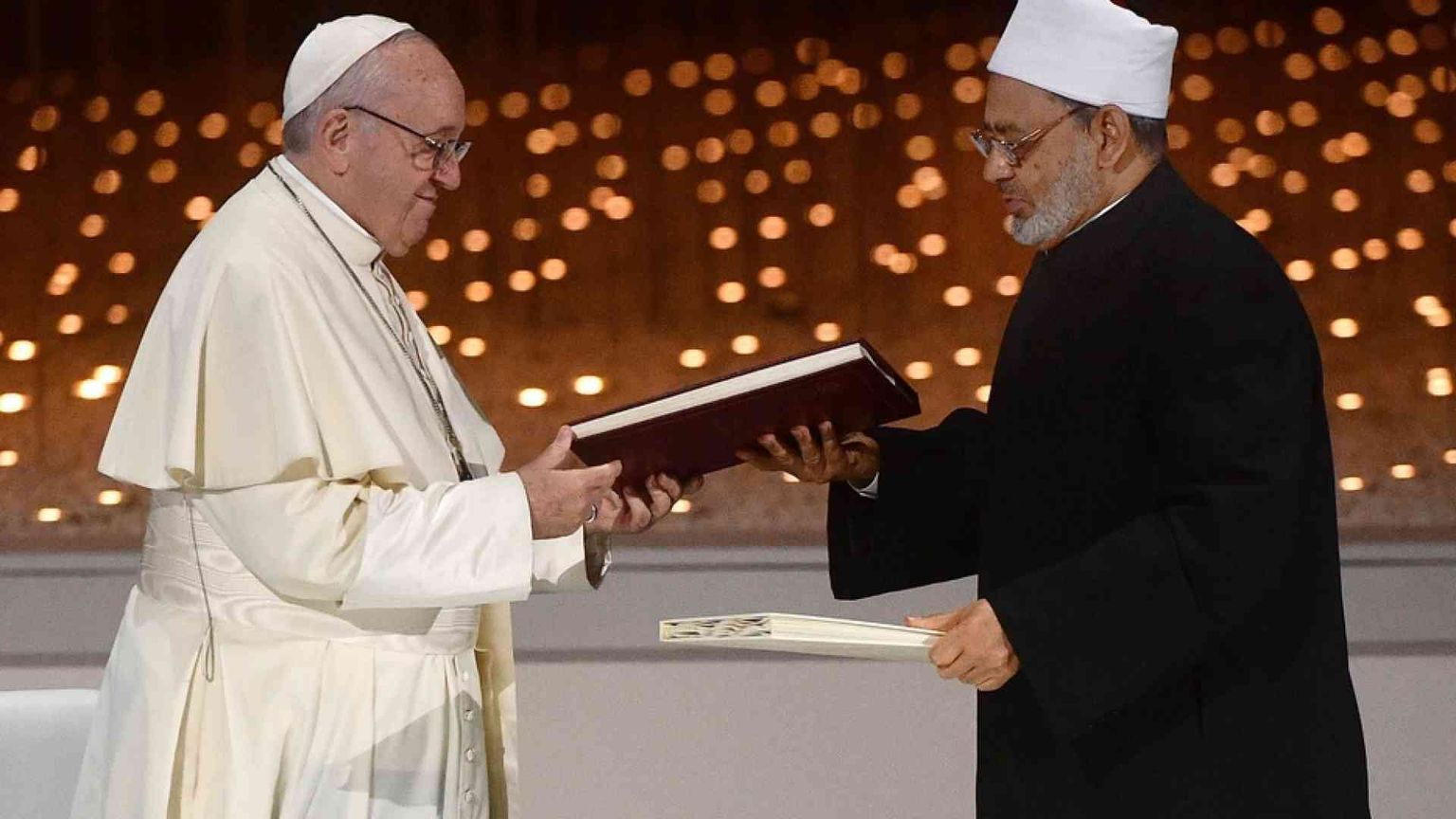 Il teologo islamico Mokrani: «Insieme, contro la violenza»