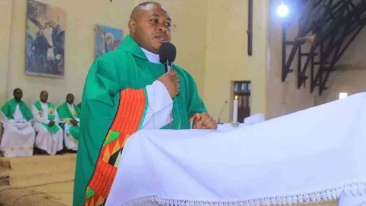 Terroristi uccidono padre Richard Masivi Kaser, ordinato sacerdote tre anni fa