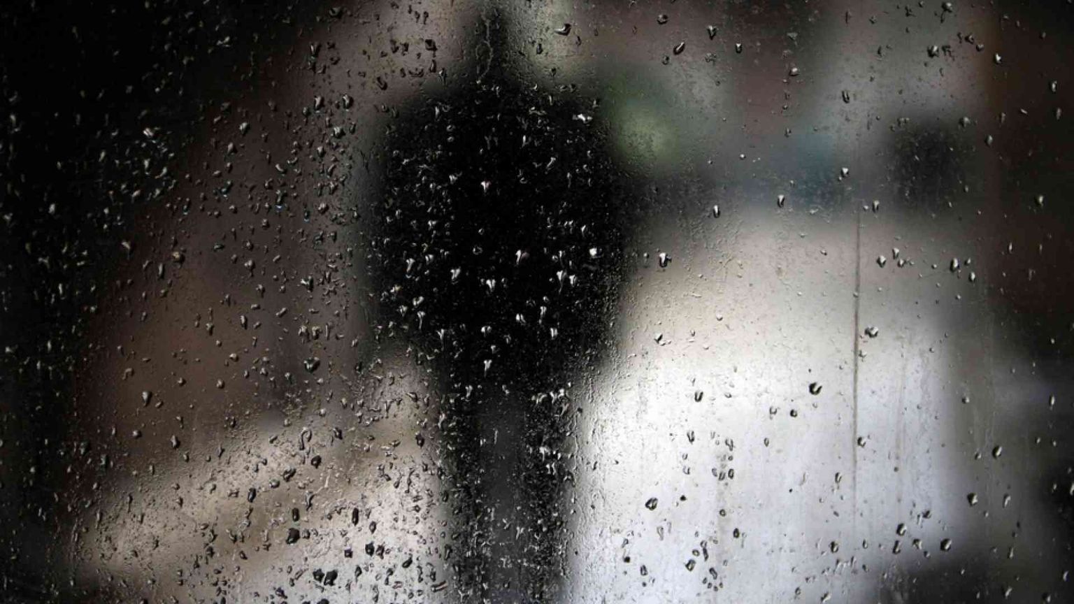 Trovata morta dopo due anni: sola in cucina
