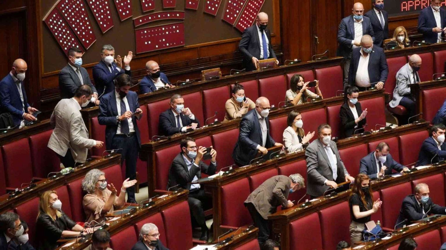 La Costituzione cambia per tutelare l’ambiente e salvaguardare il futuro